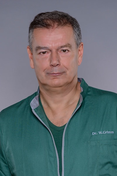 Dr Wolfgang Grimm Dr Wolfgang Grimm